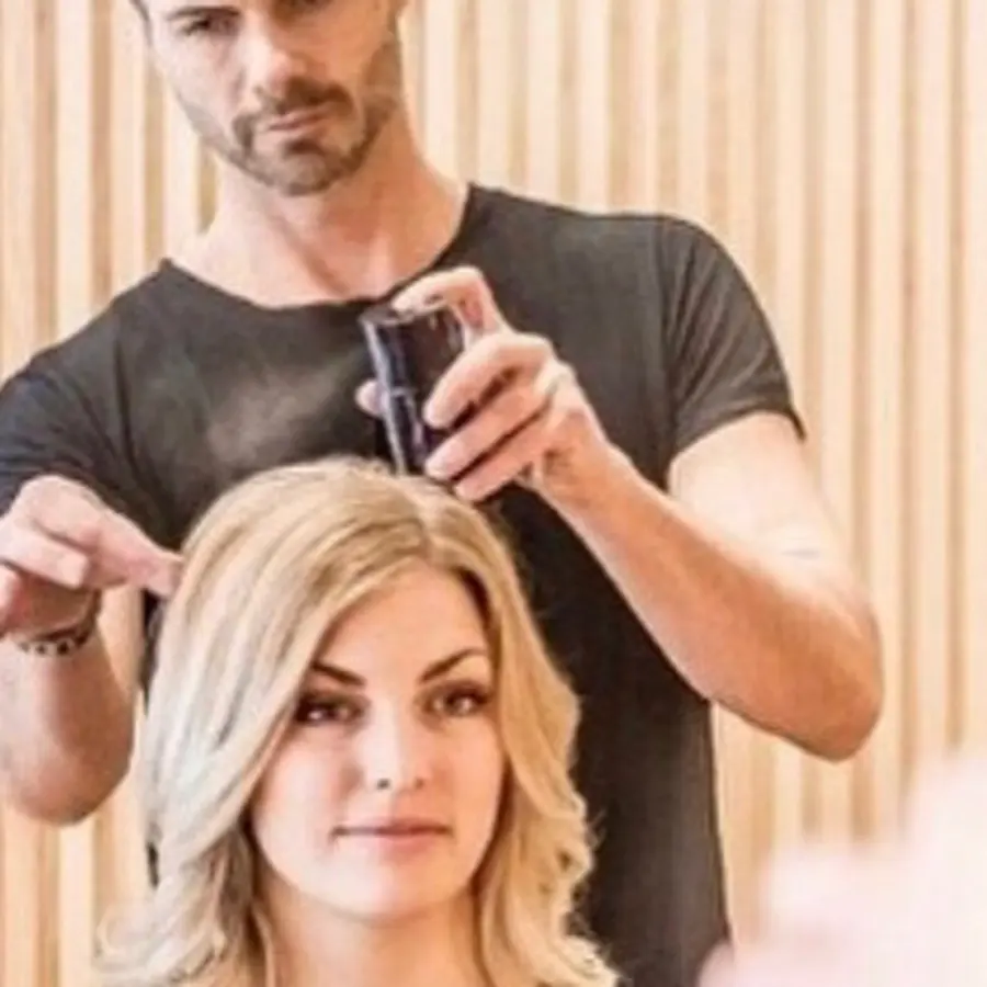 Foto från O Frisör i Stockholm